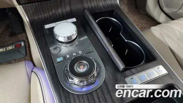 Genesis G80 2025 — Şəkil 13/37