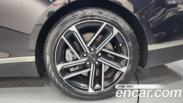 Genesis G80 2025 — Şəkil 1/37