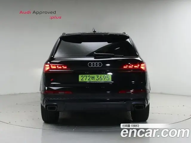 Audi Q7 2025 — ფოტო 6/20
