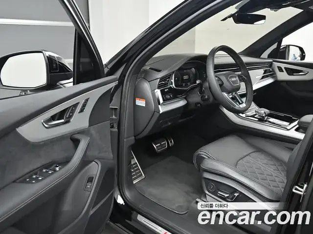 Audi Q7 2025 — ფოტო 5/20