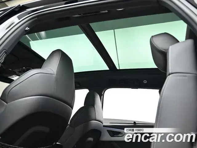 Audi Q7 2025 — ფოტო 17/20
