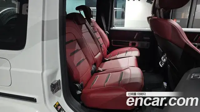 Mercedes-Benz G-Class 2026 — Photo 9/20