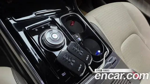 Kia Carnival 2022 — Фото 9/20
