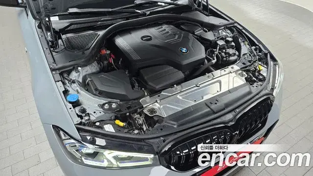BMW 3 Series 2024 — ფოტო 6/20