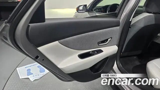 Hyundai The New Avante Hybrid 2020 — ფოტო 12/30
