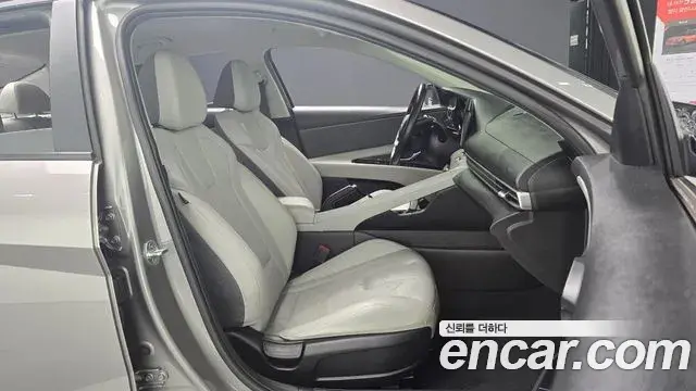 Hyundai The New Avante Hybrid 2020 — ფოტო 20/30