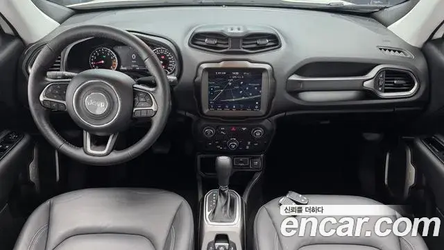 Jeep Renegade 2022 — Фото 7/20