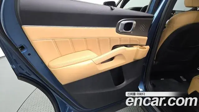 Kia Sorento 2021 — Şəkil 17/32