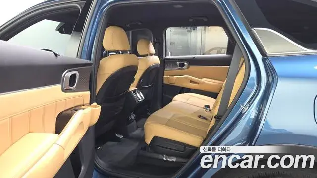 Kia Sorento 2021 — Şəkil 31/32