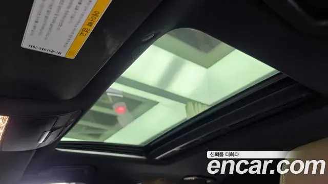 Mercedes-Benz E-Class 2019 — ფოტო 31/32