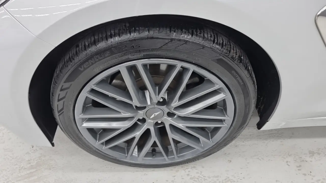 Genesis G70 2018 — Şəkil 15/18