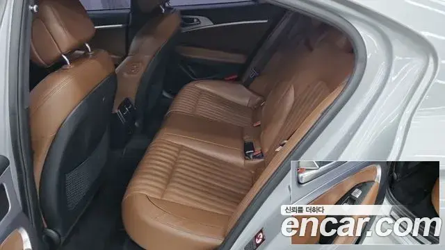 Genesis G70 2018 — Şəkil 14/18