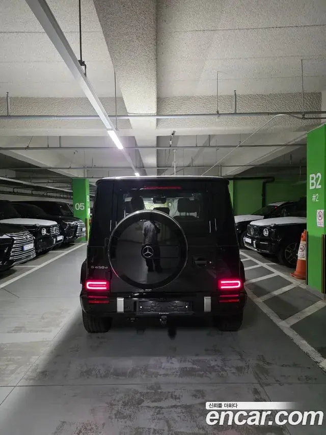 Mercedes-Benz G-Class 2026 — Photo 1/8