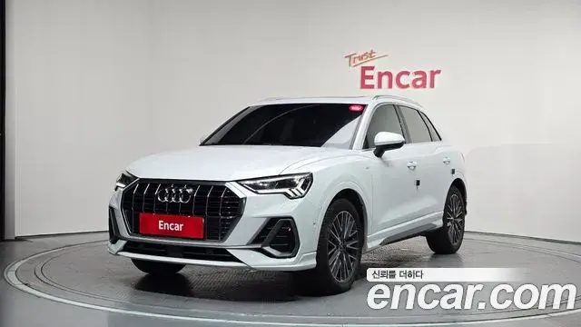 Audi Q3 2023 — ფოტო 22/31