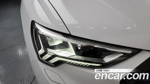 Audi Q3 2025 — Photo 19/33