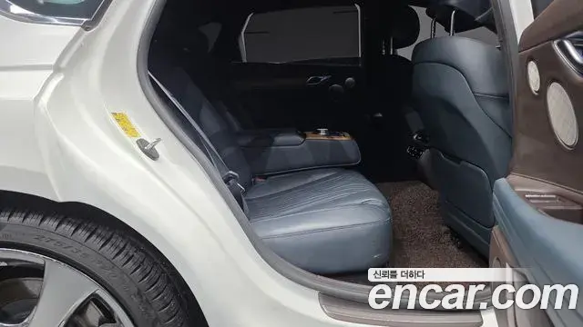 Genesis G80 2023 — Şəkil 19/20
