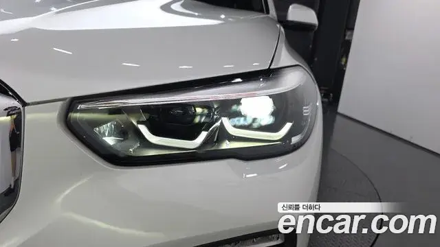 BMW X5 2019 — Photo 30/34