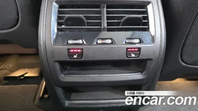 BMW X5 2019 — Photo 22/34