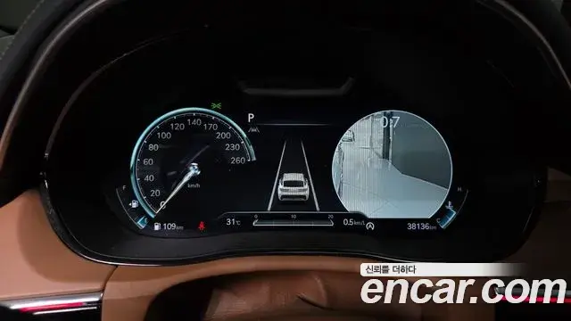 Genesis GV70 2022 — ფოტო 14/34