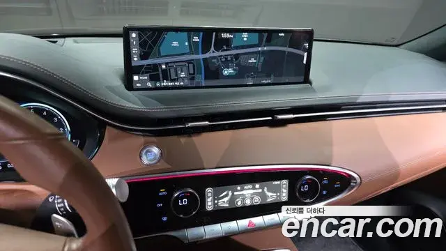 Genesis GV70 2022 — ფოტო 19/34