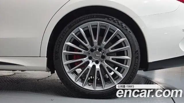 Mercedes-Benz E-Class 2025 — ფოტო 24/36