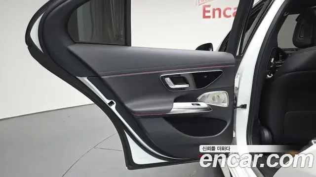 Mercedes-Benz E-Class 2025 — ფოტო 12/36