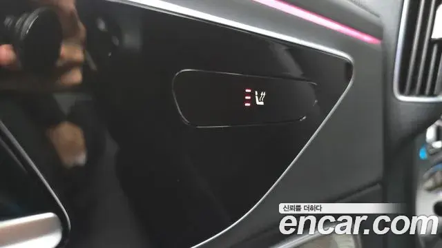 Mercedes-Benz E-Class 2025 — ფოტო 29/36