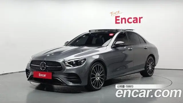 Mercedes-Benz E-Class 2023 — Фото 1/20