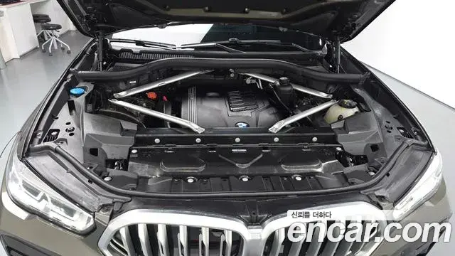 BMW X6 2022 — Photo 7/20