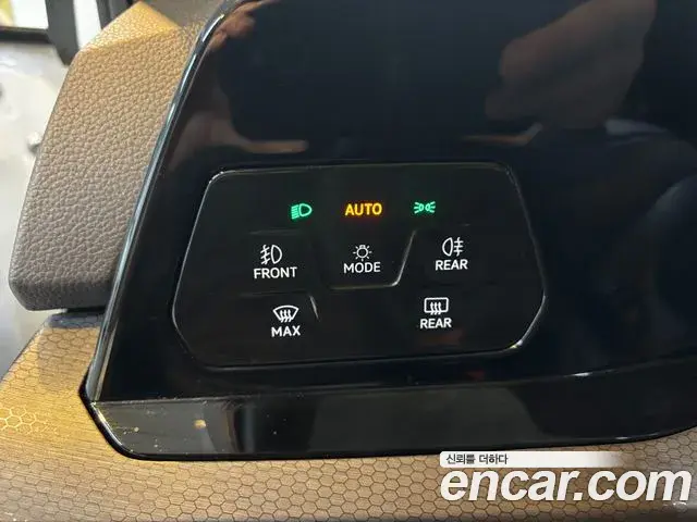 Volkswagen Golf 2024 — Photo 11/20