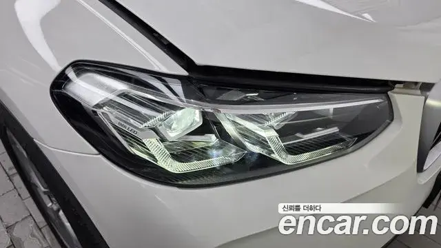 BMW X3 2022 — Photo 1/32