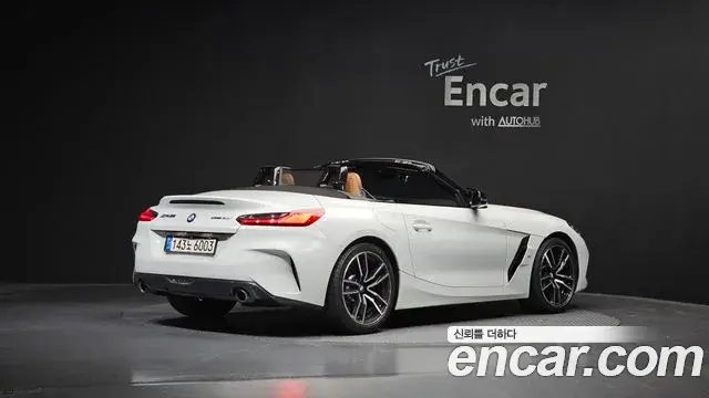 BMW Z4 2020 — Фото 1/20