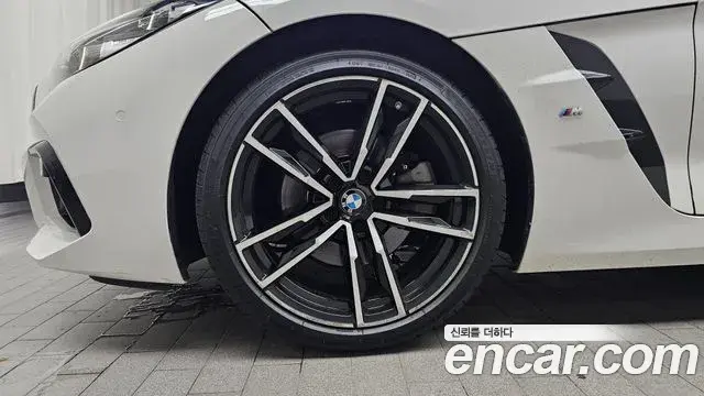 BMW Z4 2020 — Фото 4/20