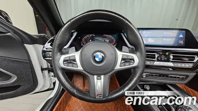 BMW Z4 2020 — Фото 11/20