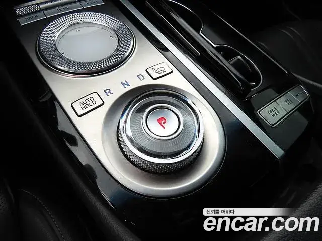 Genesis G80 2020 — Photo 15/20