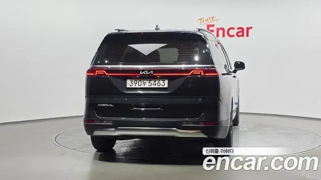 Kia Carnival 2023 — Фото 4/20