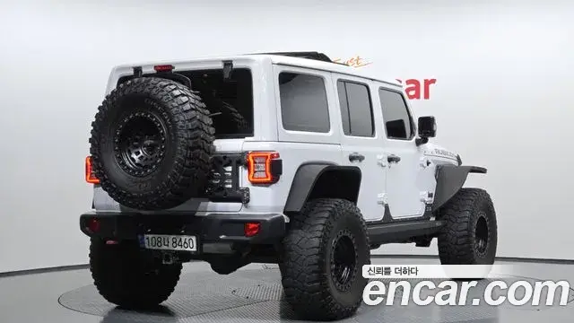 Jeep Wrangler 2020 — Şəkil 33/35