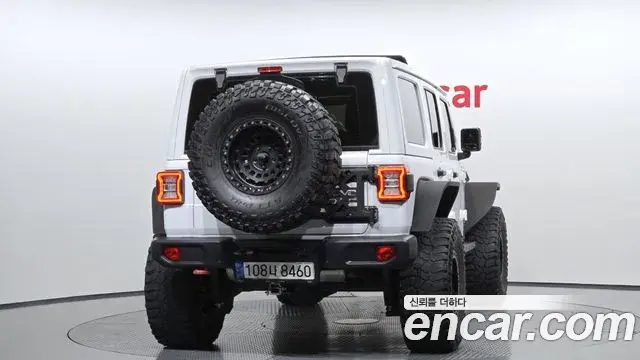 Jeep Wrangler 2020 — Şəkil 18/35