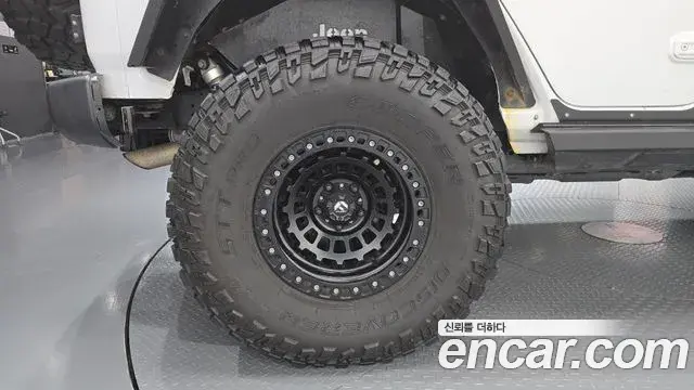 Jeep Wrangler 2020 — Şəkil 1/35