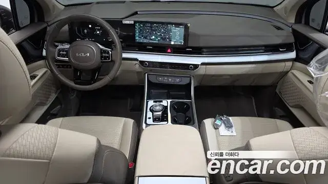 Kia Carnival 2024 — Фото 7/20