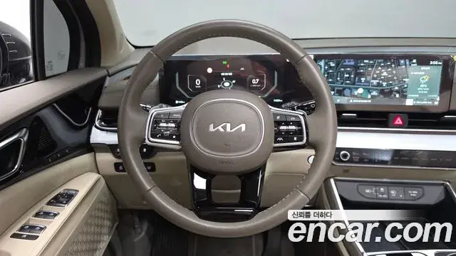 Kia Carnival 2024 — Фото 13/20