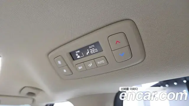 Kia Carnival 2024 — ფოტო 2/42