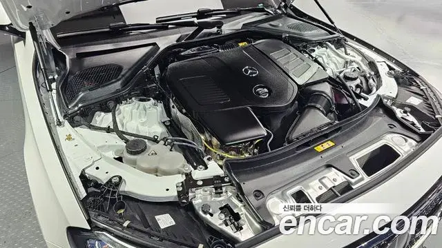 Mercedes-Benz E-Class 2025 — Фото 6/20