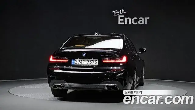 BMW 3 Series 2021 — ფოტო 12/34