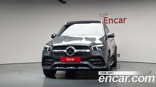 Mercedes-Benz GLE-Class 2023 — Фото 3/20