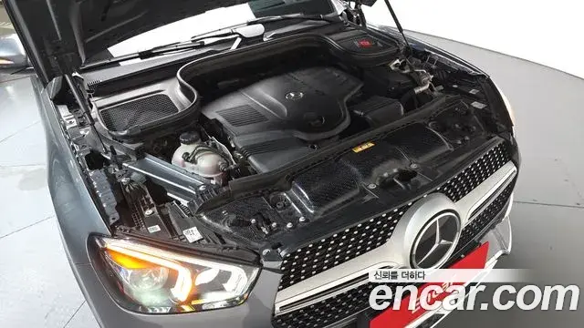 Mercedes-Benz GLE-Class 2023 — Фото 6/20