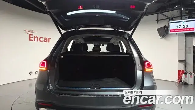 Mercedes-Benz GLE-Class 2023 — Фото 20/20