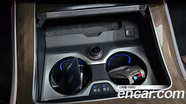 BMW X5 2021 — Photo 24/39
