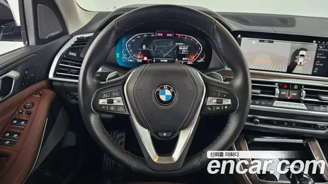 BMW X5 2021 — Photo 27/39