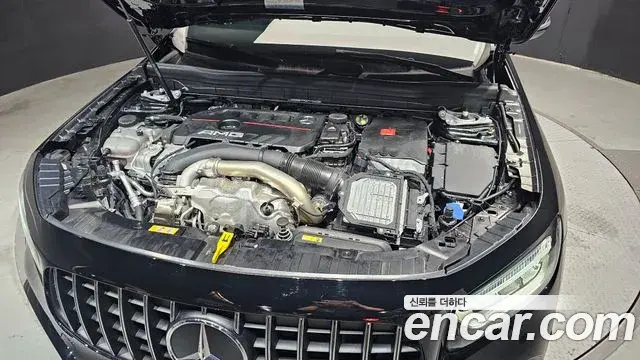 Mercedes-Benz GLB-Class 2025 — ფოტო 18/30